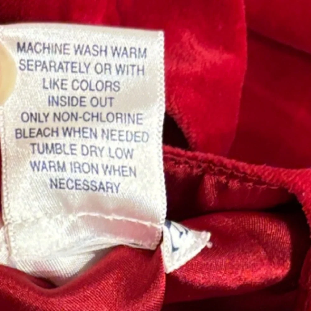 The Children's Place Red Floral Velvet Cotton Girls Dress‎ - Picture 7 of 9